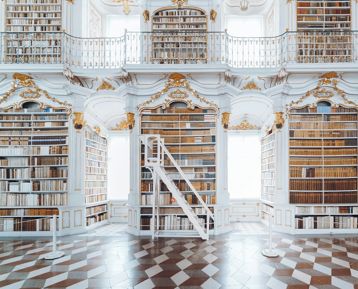 How to Cultivate a Lifelong Reading Habit